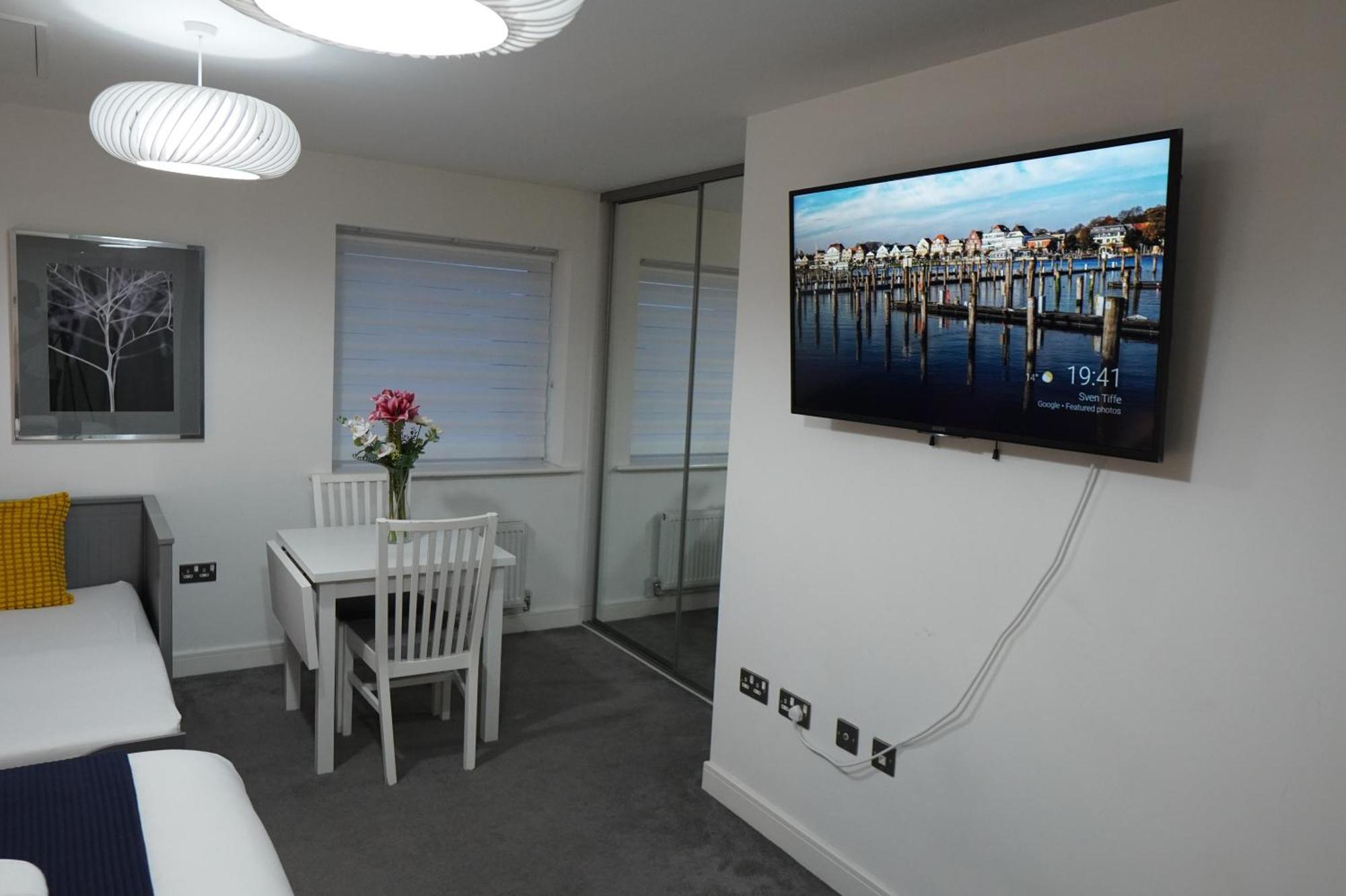 Luxury Rooms - Pick A Room - Free Parking & Kitchen Access, Near Etihad Stadium, The Coop Live & Piccadilly Station, Manchester Bagian luar foto