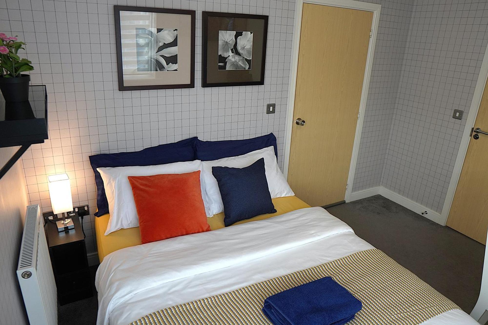 Luxury Rooms - Pick A Room - Free Parking & Kitchen Access, Near Etihad Stadium, The Coop Live & Piccadilly Station, Manchester Bagian luar foto