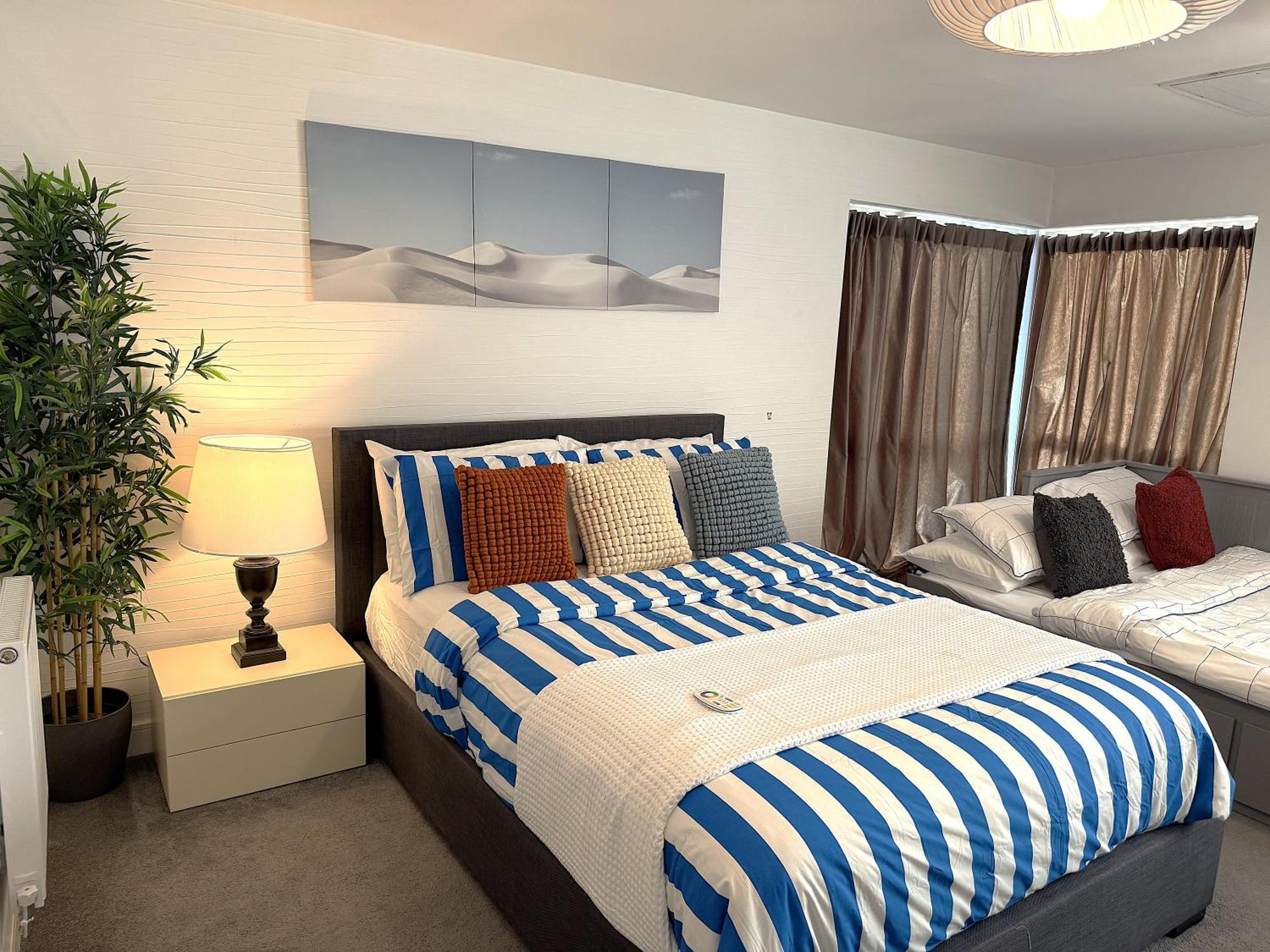 Luxury Rooms - Pick A Room - Free Parking & Kitchen Access, Near Etihad Stadium, The Coop Live & Piccadilly Station, Manchester Bagian luar foto